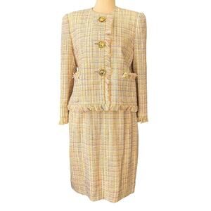 Vintage David Hayes Tweed Boucle Skirt Suit sz 8 Butter Yellow Event Wedding
